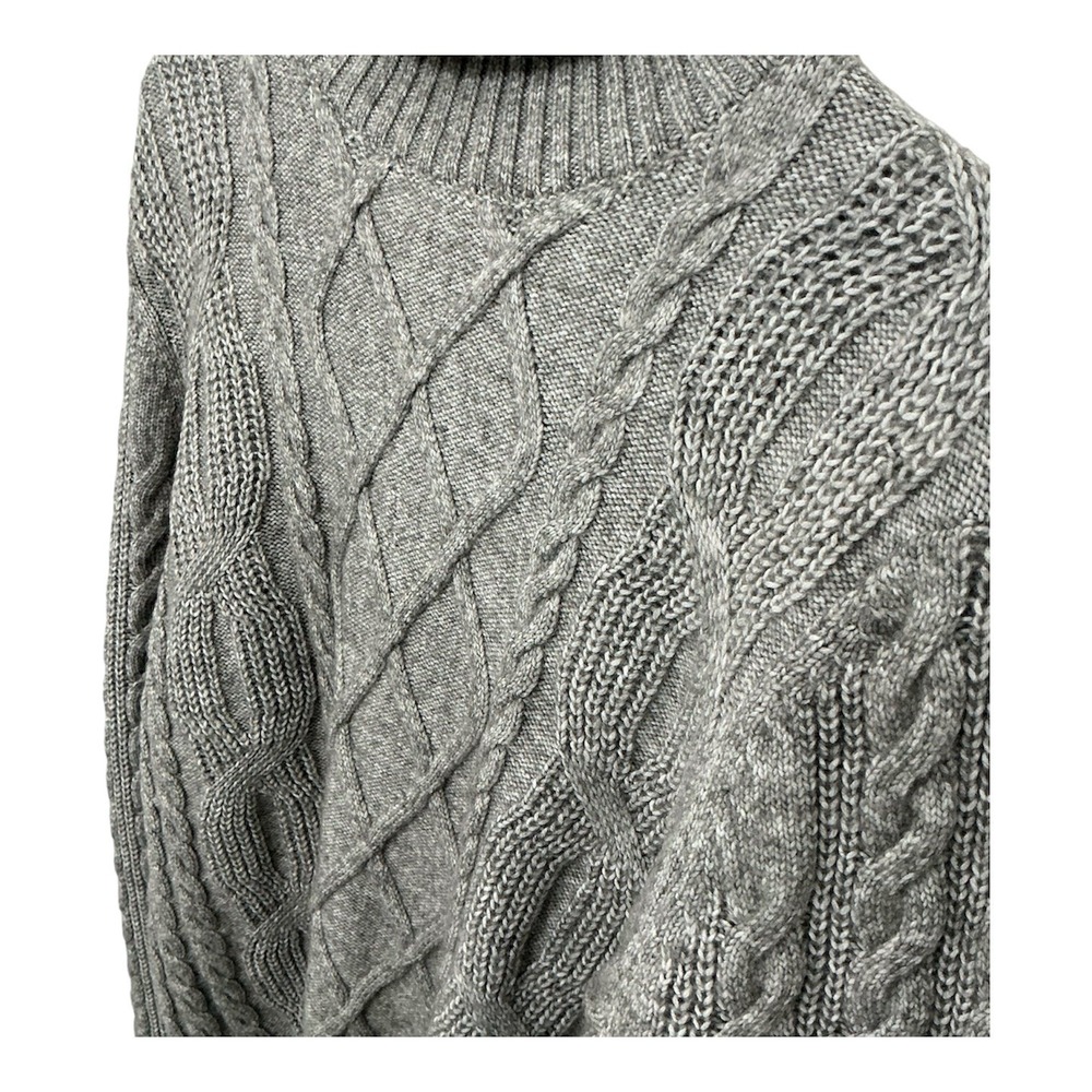 EXPRESS Cable Knit Turtleneck Sweater Gray Size M – Conscious Edit - Picture 2 of 9